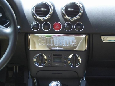 Audis_30