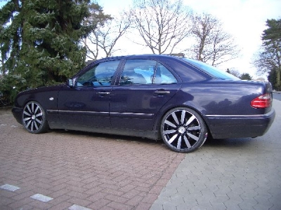 Mercedes Benz_22