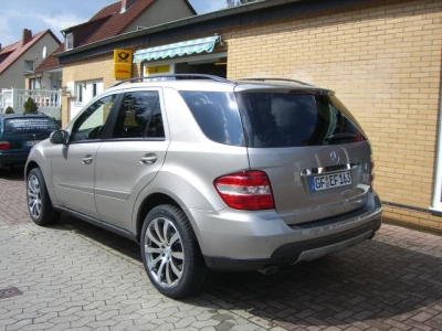 Mercedes Benz_4