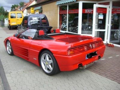Ferrari_4